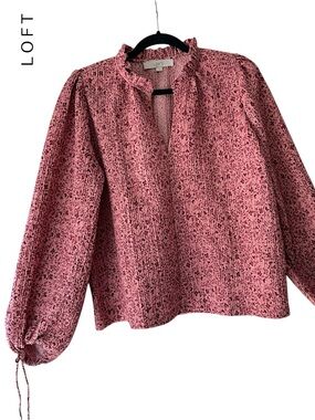 LOFT NWOT FLORAL RUFFLE NECK TOP BLOUSE BALLOON SLEEVES TIE-CUFFS | SMALL